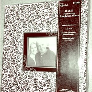 Cloth Scrapbook Album. Black & White design. NWT!